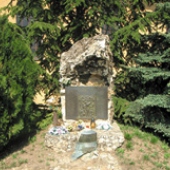 OBEC POHRONSKÝ RUSKOV: Pomník II. sv. vojny  Foto: Peter Nagy