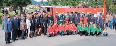 OBEC LIKAVKA: Preberanie hasičského auta