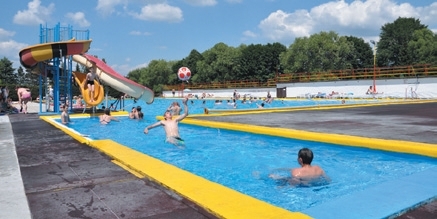 MESTO TURČIANSKE TEPLICE: Kúpalisko